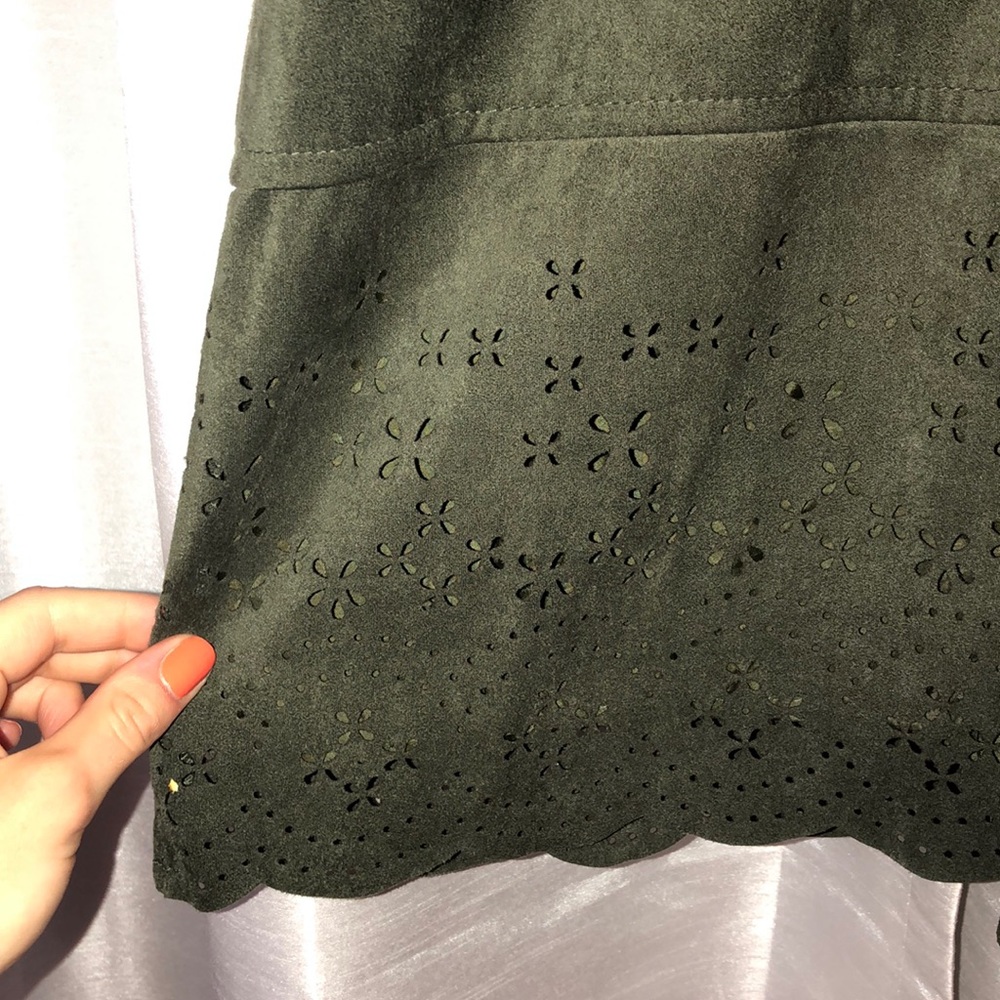 Dress - Picture 4 of 4